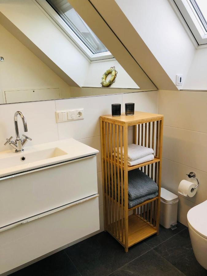 Terralpin Apartments - Charmante Dg Wohnung Mit Balkon บรุคมุห์ล ภายนอก รูปภาพ